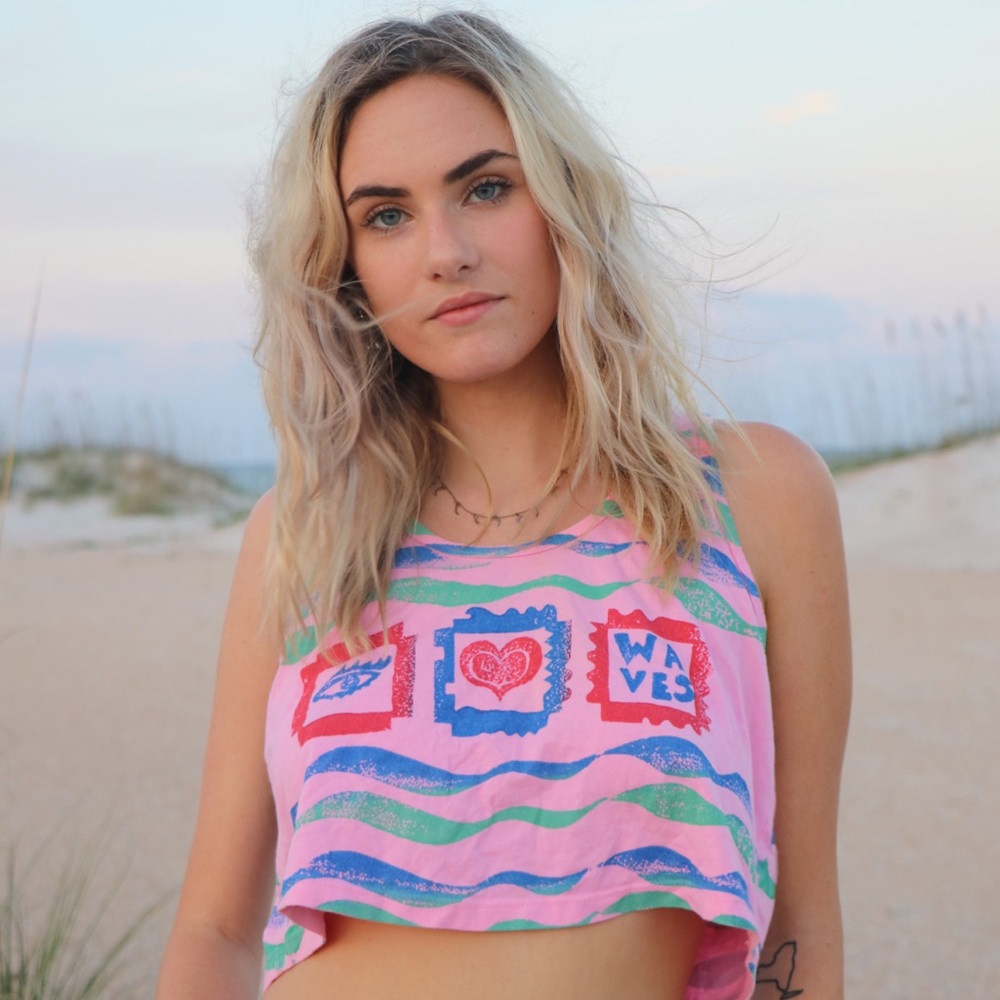 Mowgli Surf Crop Top size small NEW CONDITION
